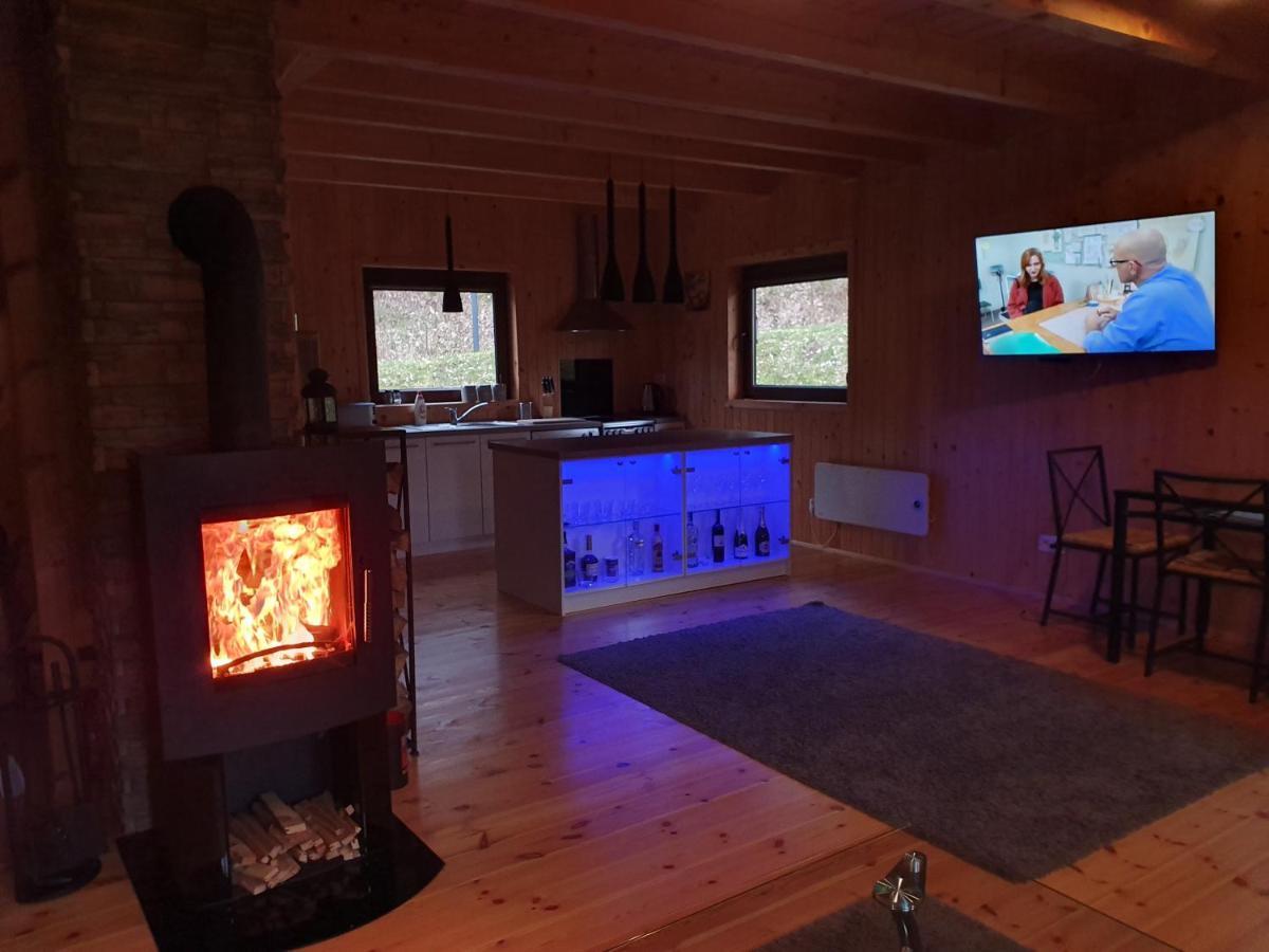 Mana Village - Jacuzzi & Sauna Barłomino Buitenkant foto
